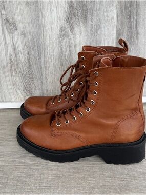 Steve Madden Tornado Leather Boots Women 9.5 Combat Brown Moto Festival Lug Sole
